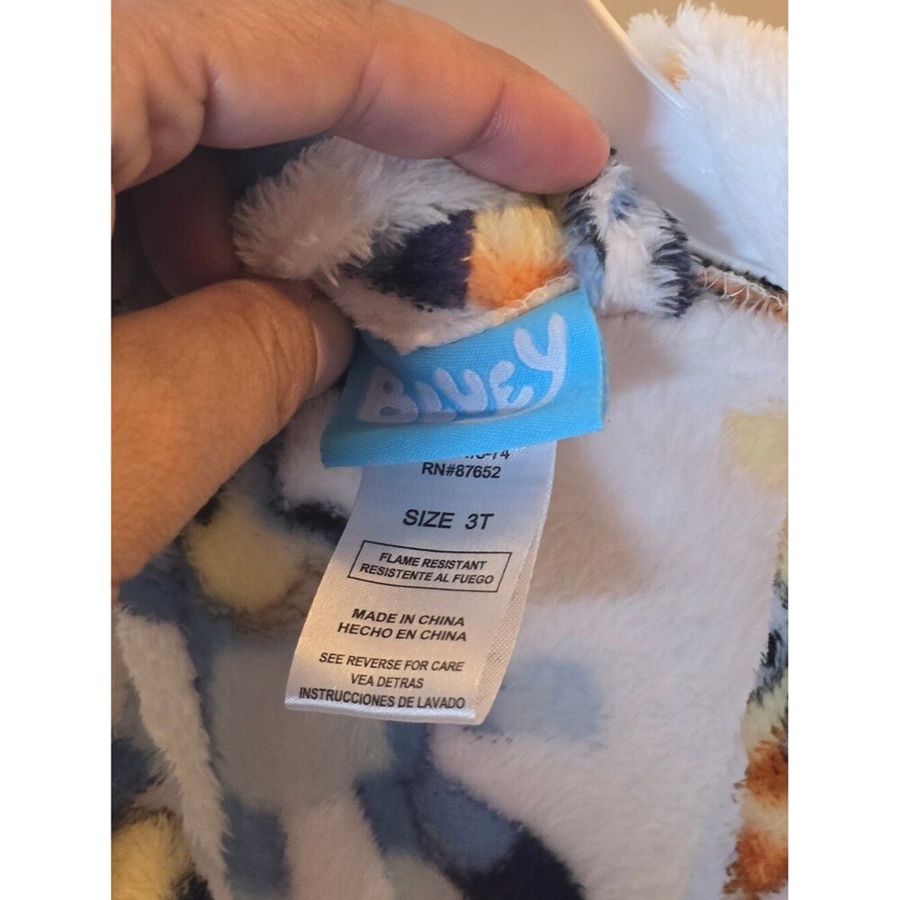Plush Bluey Bath Robe - Picture 4 of 5